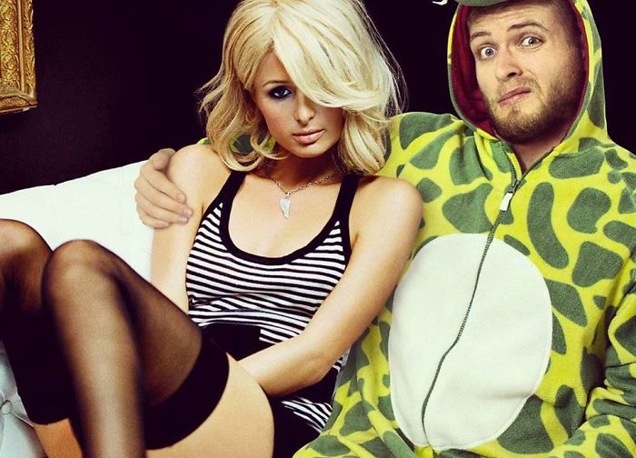 Friend-of-celebrities-577bc7c313d49__700